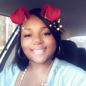 Meet your Posher, Phylicia